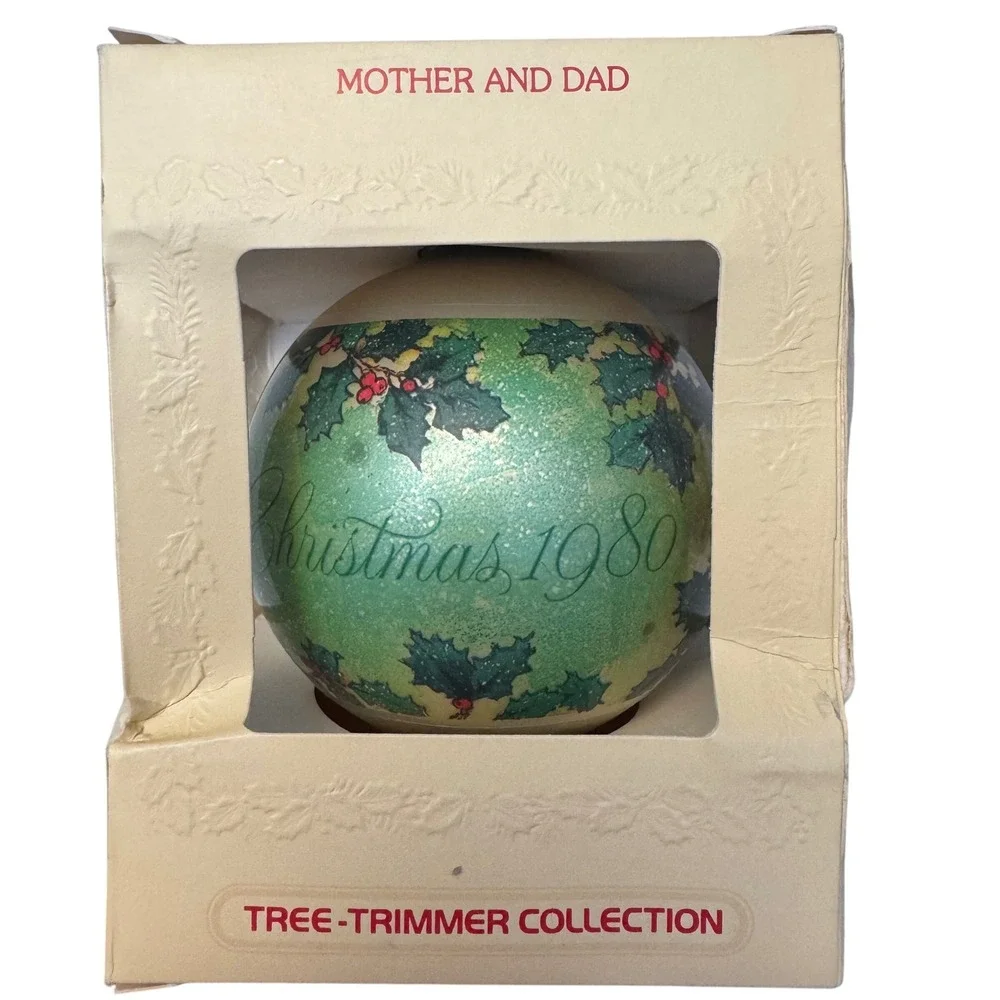 Vintage Hallmark Ornament 1980 Mother and Dad Christmas Tree‎ Trimmer Collection